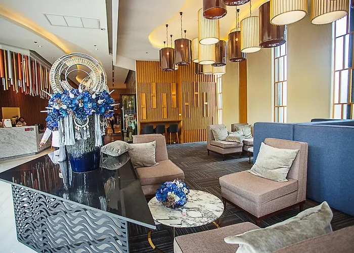 Luxury High Floor Loft Pool Condo With 2 Bedrooms
