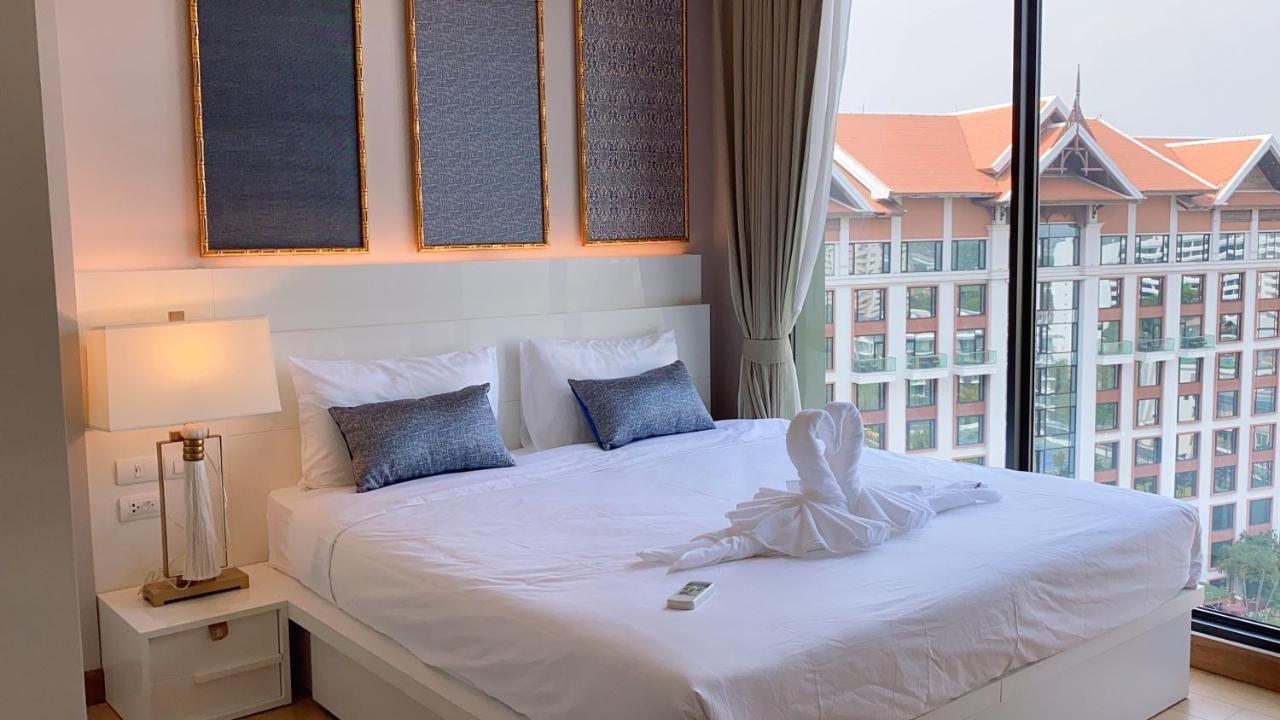 Apartment Luxury High Floor Loft Pool With 2 Bedrooms Chiang Mai