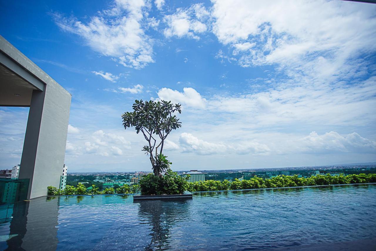 Luxury High Floor Loft Pool With 2 Bedrooms * Chiang Mai